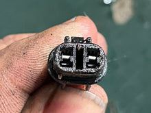 Charger l'image dans la galerie, DF 30 25 hp Suzuki IGNITION TIMING COIL 32160-94L00 four stroke 2015-2020