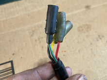 Charger l'image dans la galerie, DT 9.9 hp Suzuki 32101-93911 STARTER ASSY 4-wire pulser stator 1983-1987 two stroke 9.9esg 9.9esf 9.9eld 9.9els 9.9elf 9.9msg