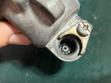 Charger l'image dans la galerie, DT 150 175 200 225 Suzuki starter valve assy 13400-87D12 NLA two stroke 90 100 compatible