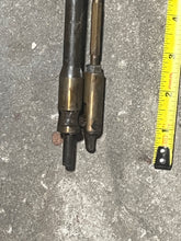 Load image into Gallery viewer, DT 150 200 hp Suzuki 20” SHIFT ACCEL HOUSING 26110-87D00 CLUTCH ROD CONNECTOR L 25611-87D00 SHIFT SHAFT L 23111-87D00 YOKE 2