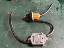 Cargar imagen en el visor de la galería, 90 hp Yamaha FUEL PUMP 692-24410-00-00 (25-90hp compatible) FILTER 61N-24560-00-00