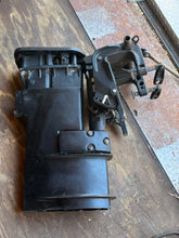 Cargar imagen en el visor de la galería, 25 20 hp Mercury 20” long MIDSECTION with SWIVEL 822237A1 97544A5 DRIVESHAFT HOUSING 9098T5 PLATE 99702A7 two stroke