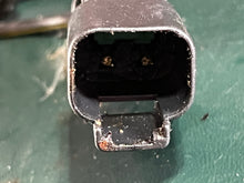 Cargar imagen en el visor de la galería, 200 225 250 hp Johnson Evinrude SHIFT ARM ASSY with SWITCH 0586437 331737 433481 431908 two stroke