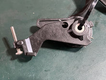 Cargar imagen en el visor de la galería, 8 HP Mercury 421592 THROTTLE LEVER INTERLOCK, 421631 Control LEVER, 421662 ACTUATOR oem TWO STROKE