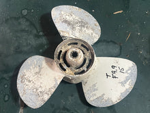 Charger l'image dans la galerie, t 9.9 hp Yamaha PROPELLER 3X11-3/4"X9-1/4"-R) 6G8-45947-00-EL four stroke 1994-2006 T9.9ELRT