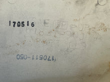 Load image into Gallery viewer, DF 115 140 Suzuki lower SIDE COVER 61820-90J11-Y5S 61821-92J00 PORT 61811-92J00 61810-90J10-Y5S STBD four stroke 2015-2021+