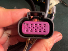 Load image into Gallery viewer, Mercury TACHOMETER gauge HARNESS 84-879979A1 smartctaft Verado