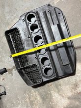 Charger l'image dans la galerie, 150 200 hp Yamaha AIR SILENCER 67H-14440-00-00 Two Stroke 1999-2005 some 175 hp 2001-2003