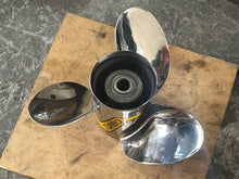 Charger l'image dans la galerie, Turbo Boat Propeller Right Hand 14 1/4 x 15 Pitch Stainless VO142515RA OMC COBRA VOLVO