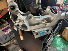 Load image into Gallery viewer, BF 225 200 hp Honda 50200-ZY3-406ZA Swivel Case XL 2002-2006 four stroke outboard