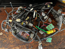 Cargar imagen en el visor de la galería, f 225 200 hp Yamaha engine WIRE HARNESS 69J-8259N-11-00 69J-82590-51-00 four stroke 2003-2005 crossover Mercury 888330A1