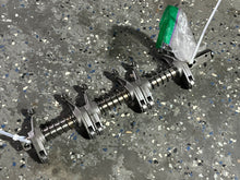 Cargar imagen en el visor de la galería, BF 225 250 hp Honda EXTERIOR ROCKER ARM ASSY 14626-P8A-A00 14627-P8A-A00 14625-P8A-A01 four stroke 2007+ with Rocker Shaft 14