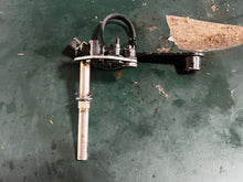 Cargar imagen en el visor de la galería, 200 225 250 hp Johnson Evinrude SHIFT ARM ASSY with SWITCH 0586437 331737 433481 431908 two stroke