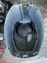 Load image into Gallery viewer, f 150 Yamaha TOP COWLING 63P-00 63P-42610-00-8D engine cover 63P-42610-01-8D 2004-2011 Four Stroke