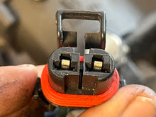 Load image into Gallery viewer, 115 hp Evinrude e-Tec POWER TRIM & TILT ASSY 5005114 ptt Two Stroke 2015