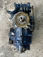 Charger l'image dans la galerie, 70 60 50 hp Tohatsu Nissan POWERHEAD CYLINDER & CRANK CASE ASSEMBLY 360011001 two stroke two cylinder 1986-2002 - 145+ cold