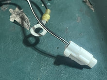 Cargar imagen en el visor de la galería, 25 30 hp Mercury EFI IGNITION COIL 898103T TOHATSU 3AC064690 four stroke 2002-2014