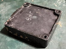 Load image into Gallery viewer, 225 250 hp Mercury EFI ECU control unit 8257542 oem 825754 2 TWO STROKE 3 Liter Replaced by -830046 2