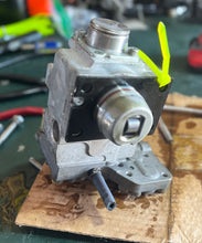 Charger l'image dans la galerie, 250 hp Yamaha FUEL PUMP ASSY 60V-13910-00-00 60V-13993-00-00 V6 3.3L HPDI some compatibility 225 300 hp two stroke HPDI 2003-