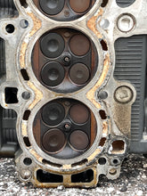 Charger l'image dans la galerie, f 115 hp Yamaha CYLINDER HEAD ASSY 6EK-11110-00-9S four stroke f115xb 2014-2027