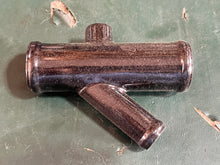 Load image into Gallery viewer, Mercruiser FITTING WITH DRAIN 22-861339T cooling Sterndrive 1997-2001 350 MAG, 6.2 MPI