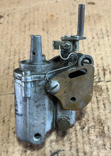 Charger l'image dans la galerie, 4 hp Mercury carburetor 013293, KB7A outboard vintage TWO STROKE tillotson