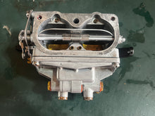 Load image into Gallery viewer, 115 hp Yamaha CARBURETOR SET 6E503 two stroke v4 6E5-14301-03-00 6E5-14302-03-00