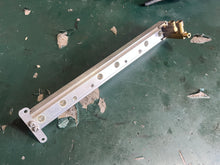Charger l'image dans la galerie, 250 225 hp Mercury FUEL RAIL for injectors 8276991 827699a1 Two Stroke EFI V6