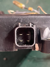 Charger l'image dans la galerie, 150 hp Yamaha CDI CONTROL UNIT 6G6-85540-00-00 two stroke 1996-1999 cu2684