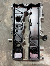 Cargar imagen en el visor de la galería, f 115 hp Yamaha CYLINDER HEAD COVER 1 6EK-11191-00-00 four stroke 2014-2018 f115xb