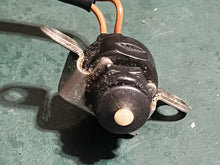 Charger l'image dans la galerie, 90 hp Yamaha NEUTRAL safety SWITCH 688-82540-11-00 two stroke 1990-2005 custom ends