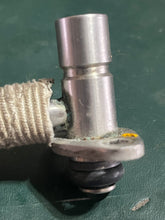 Cargar imagen en el visor de la galería, 150 175 200 hp Yamaha HPDI Fuel Delivery Pipe 3 & 4 68F-13973-00-00 68F-13974-10-00 two stroke