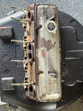 Cargar imagen en el visor de la galería, sold ebay aug2025——5.0 5.7 Liter OMC 1989 cylinder head #1 3853852 985431 Valve Cover 0986748 volvo