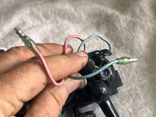 Cargar imagen en el visor de la galería, 50 40 hp Tohatsu Nissan trim relay SOLENOID SWITCH up 3C8725800 SOLENOID SWITCH down 3C8725810 FUSE HOLDER 3T9760620 two stro