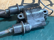 Load image into Gallery viewer, f 150 hp Yamaha 63P-82310-01-00 IGNITION COIL f6t557 63P-82310-01-00 63P-82341-00-00 63P-82342-00-00 HIGH TENSION CORD 2004-2