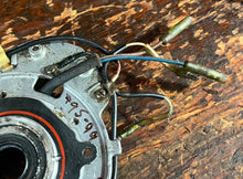Cargar imagen en el visor de la galería, 40 50 hp Yamaha BASE ASSEMBLY 63D-85560-00-00 stator trigger Two Stroke 1995-1999