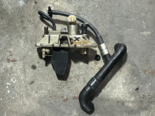 Load image into Gallery viewer, f 225 200 hp Yamaha vst FLOAT CHAMBER COVER 69J-14182-10-00 four stroke 2005-2010
