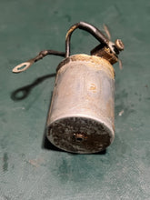 Cargar imagen en el visor de la galería, sold july2026—-70 hp Johnson Evinrude 313355 d2 d1 CARBURETOR w linkages, choke solenoid & plunger TWO STROKE oem 0393546 039
