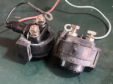 Load image into Gallery viewer, Hitachi A104-124 A104-125 DT 50 - 140 hp Suzuki Tilt & Trim Relay Solenoids 38410-94540 up & down OEM Two Stroke works for ot