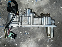 Charger l'image dans la galerie, 150 - 300 hp Yamaha 68F-14182-01-00 VST FLOAT CHAMBER COVER 60V-14182-01-00 PUMP LEAD WIRE 68F-82509-00-00 2000-2011 two stro