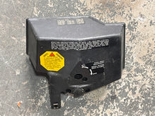 Charger l'image dans la galerie, 25 35 hp Johnson Evinrude AIR SILENCER intake 0389414 0392751 Two Stroke 1979-1981