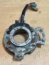 Charger l'image dans la galerie, DT 9.9 hp Suzuki 32101-93911 STARTER ASSY 4-wire pulser stator 1983-1987 two stroke 9.9esg 9.9esf 9.9eld 9.9els 9.9elf 9.9msg