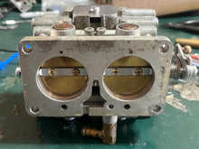 Load image into Gallery viewer, 150 hp Yamaha CARBURETOR SET 6R2-01 6R2-14301-02-00 6R2-14302-02-00 6R2-14303-02-00 International Two Stroke 1986-1995