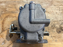 Load image into Gallery viewer, 60 hp Johnson Evinrude CARBURETOR ASSY 0437089 0437087 0439453 Two Stroke 1995 94-97 J60TLEOC, molding numbers 340167 338069