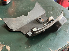 Cargar imagen en el visor de la galería, DF 175 hp Suzuki BOTTOM COWLING FRONT PANEL 61831-96J01-0EP 61831-96J10-0EP four stroke 2006-2010