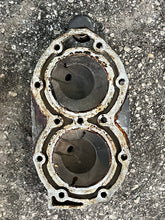 Cargar imagen en el visor de la galería, 70 60 50 hp Tohatsu Nissan CYLINDER HEAD 353010011 two stroke 1986-2002
