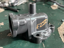Cargar imagen en el visor de la galería, f 250 300 hp Yamaha THERMOSTAT COVER starboard 6CB-12422-20-9S Four Stroke 2015-2024 some 200 225 hp
