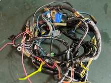 Cargar imagen en el visor de la galería, 150 200 hp Yamaha OX66 engine wire harness 1 & 2 67H-82590-00-00 67H-8259M-00-00 two stroke 1999-2005