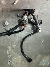 Cargar imagen en el visor de la galería, df 225 200 250 hp Suzuki WIRING HARNESS 36610-93J90 also 36610-93J91 four stroke - off 2006-07 model 2004-2011