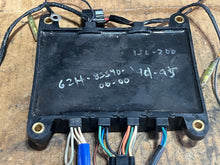 Charger l'image dans la galerie, 200 175 150 hp Yamaha 62H-85540-00-00 CDI CU2682 1994-95 two stroke 150 175 superseded # 62H-85540-00-00
